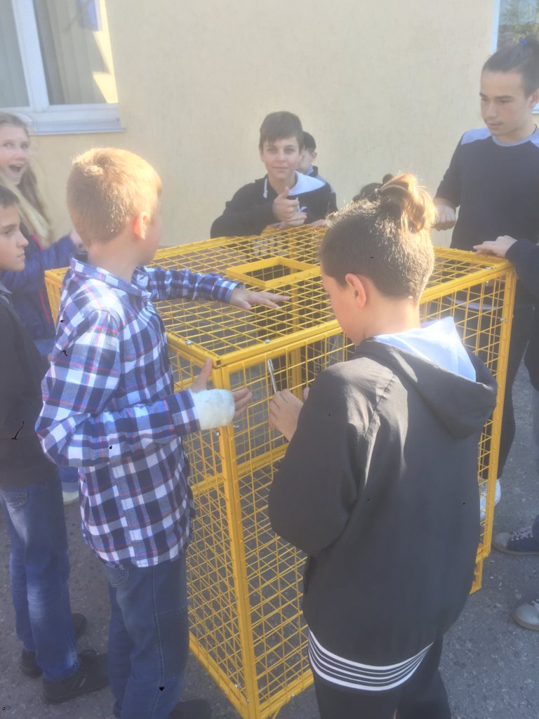 Fund 25 Youth-led Community Projects in Ukraine