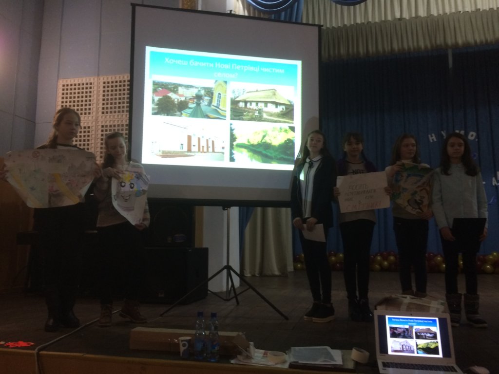 Fund 25 Youth-led Community Projects in Ukraine