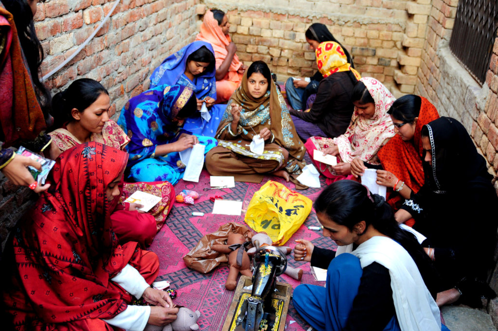 Help 300 women achieve Economic Independence