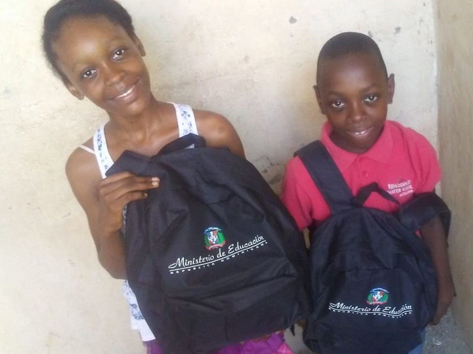 Help train hundreds of single mothers in DR