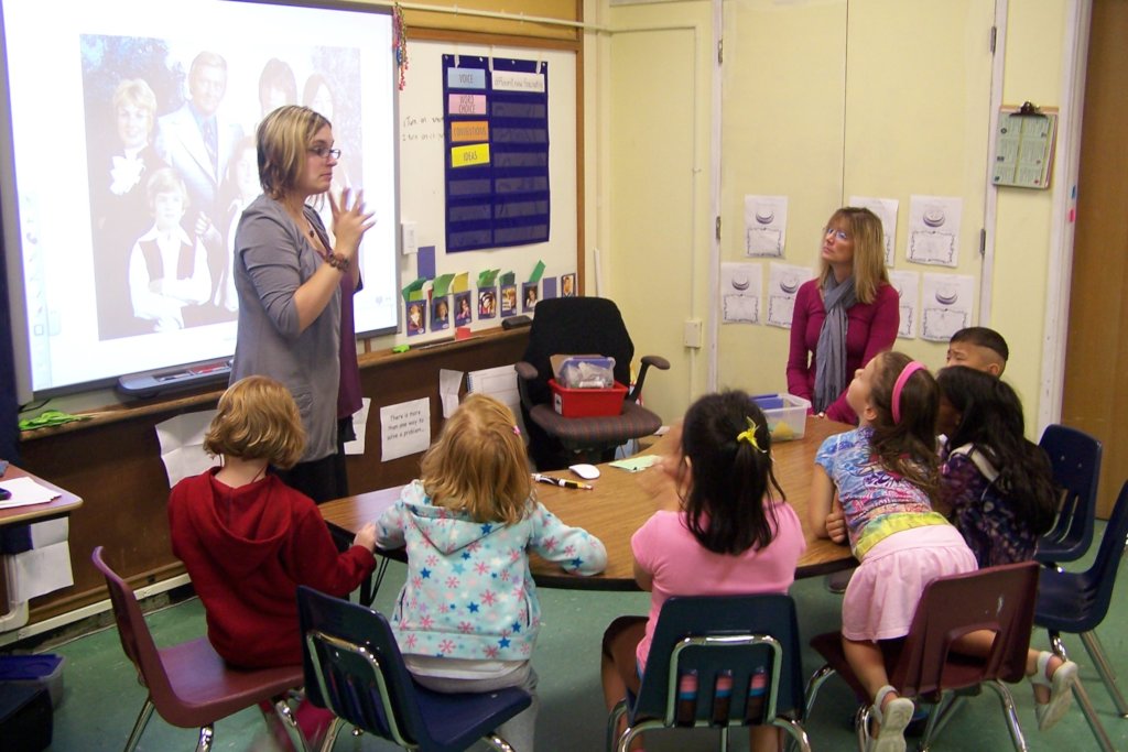 Deaf kids at Washington school for the Deaf