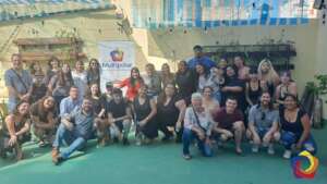Multipolar team