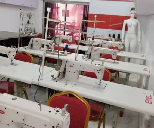 SUPPORT 30 YOUTH IN NIGERIA ACQUIRE BASIC SKILLS