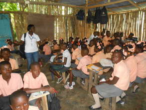 Hygiene lesson in a school