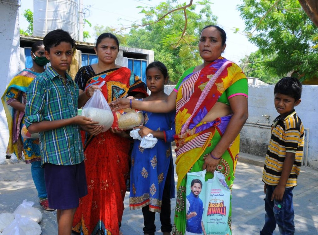 Provide Daily Nutritious Meals to Slum Children