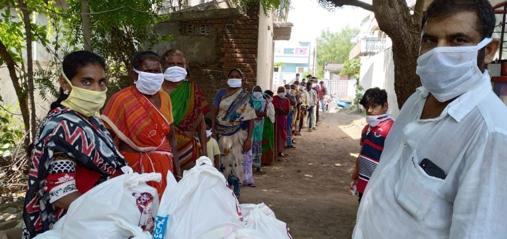 Provide Daily Nutritious Meals to Slum Children