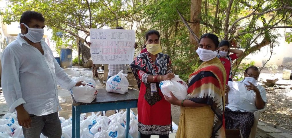 Provide Daily Nutritious Meals to Slum Children