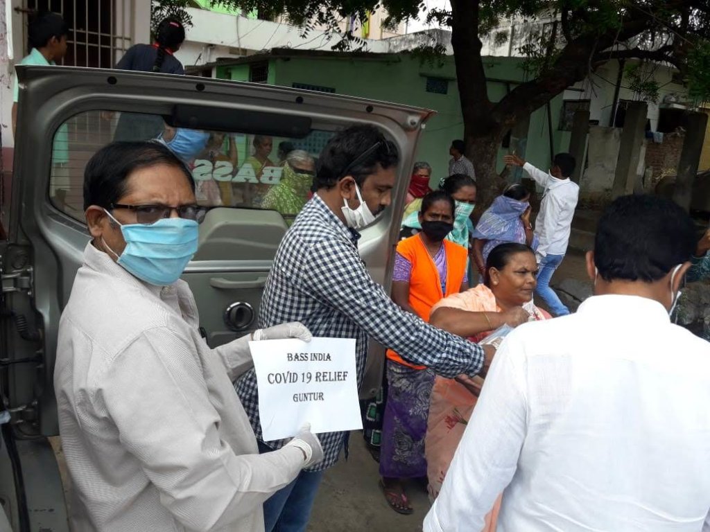 Provide Daily Nutritious Meals to Slum Children