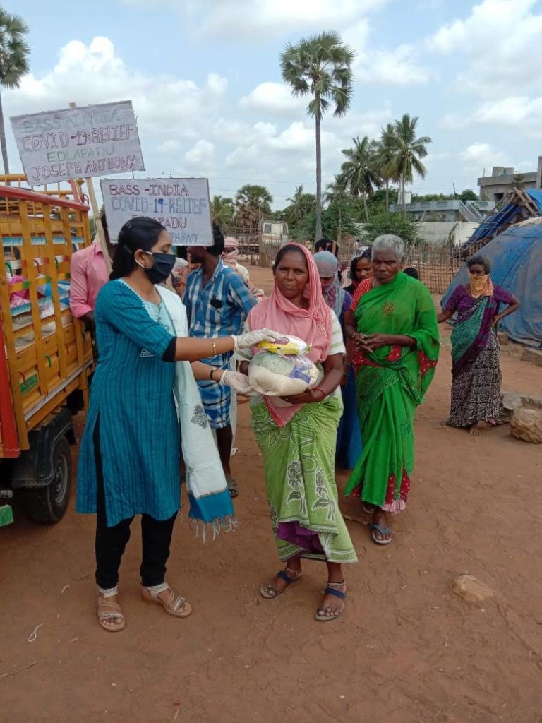 Provide Daily Nutritious Meals to Slum Children