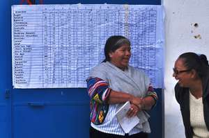 Bank member from Ixmiquilpan, Hidalgo