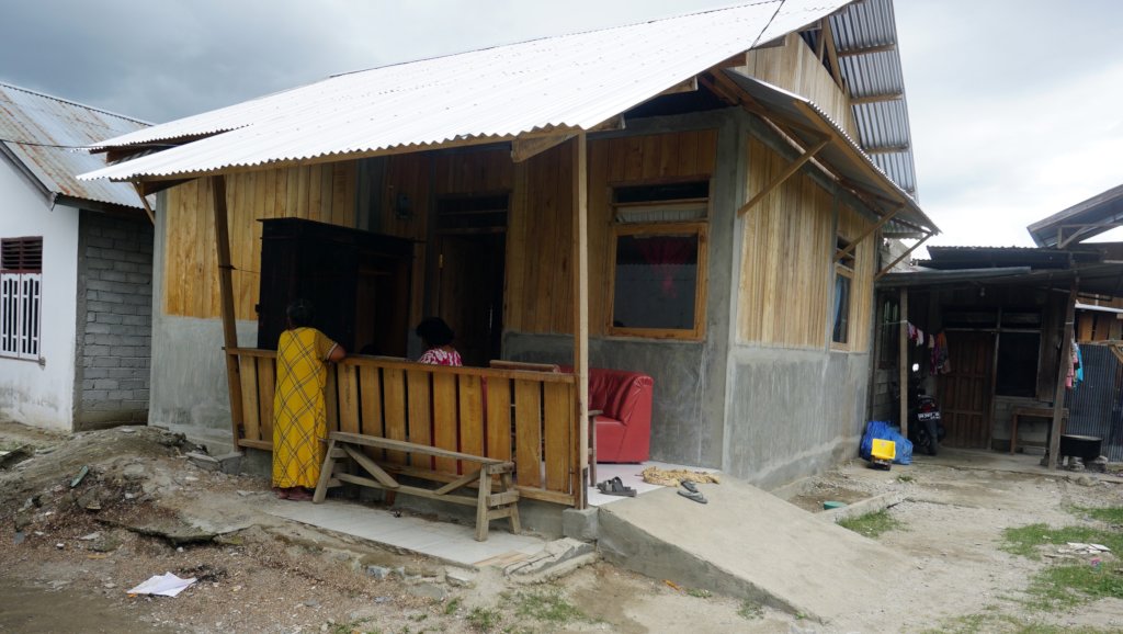 The front view of the house in Kawatuna