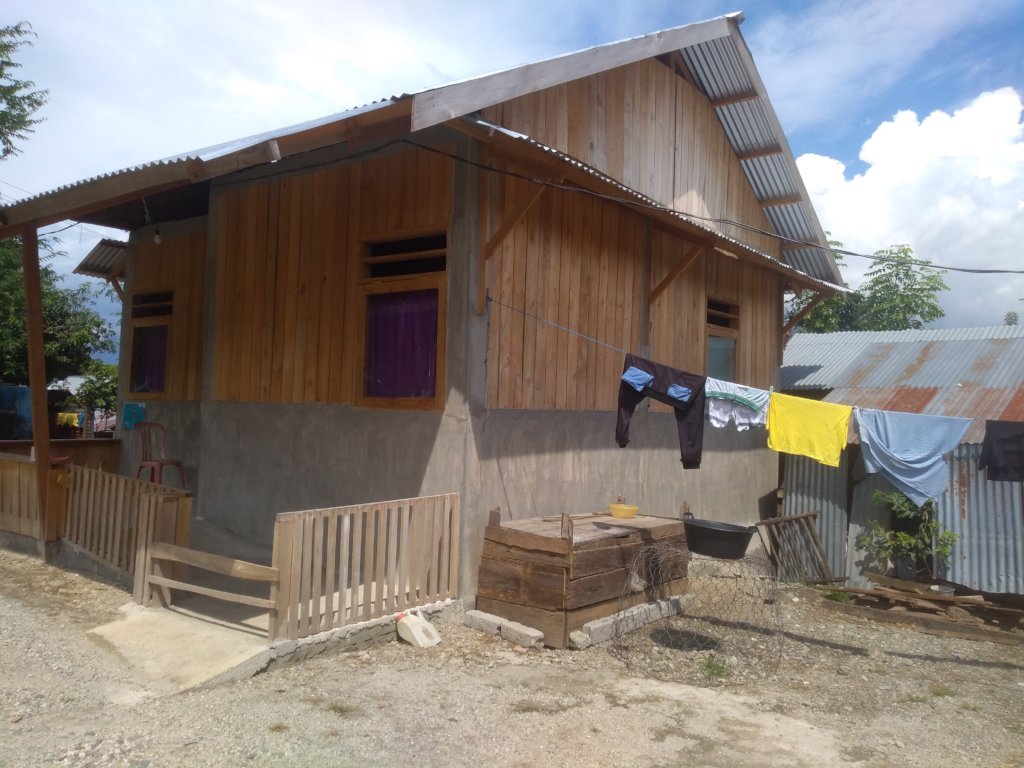 The front view of the house in Sibalaya Selatan