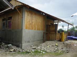 The side view of the house in Kawatuna