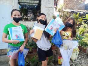 Girls in Cebu receive their learning kits