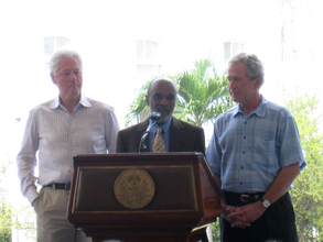 Internews Local Journalists Cover Press Conference