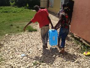 Haiti - Working together to Retrieve Water
