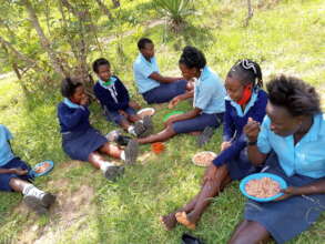 Students enjoying free lunch