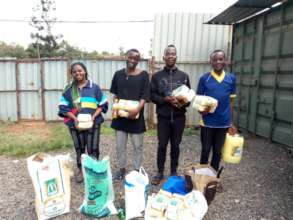 Emergency food parcels given out in Nairobi Mar 26