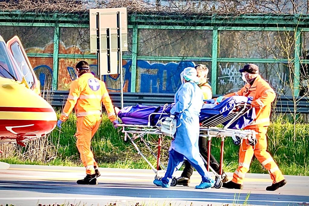 COVID-19: hospital in Italy needs urgent help