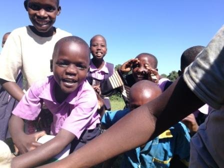 Support children and comunity affected by Covid-19