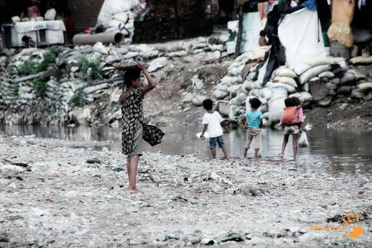 Street to School -Mainstreaming Street Children