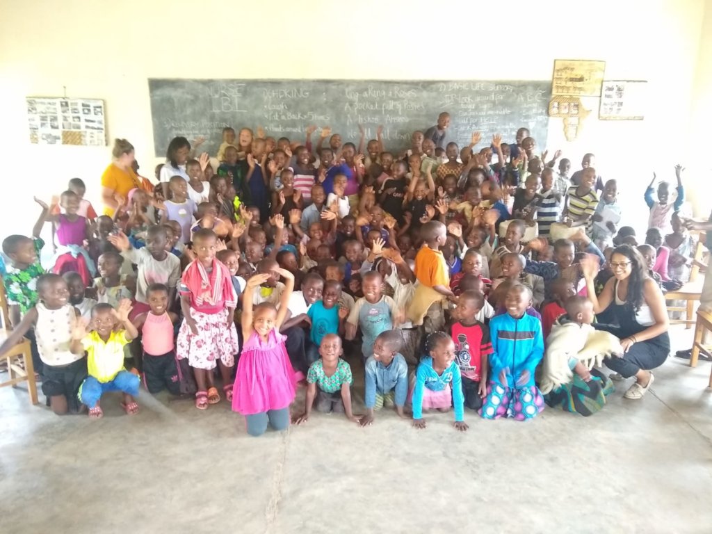 Build a playground for 500 children in Nyamagana!