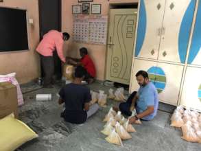 Food sponsorship to poor daily wage workers india
