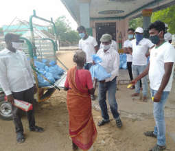 Relief distribution massively to daily wage labour