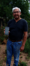 Jacinto using Kokue App in his garden