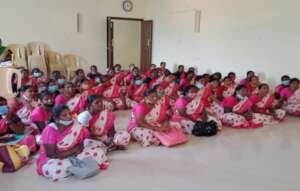 Nandri Mothers meeting to teach Covid prevention