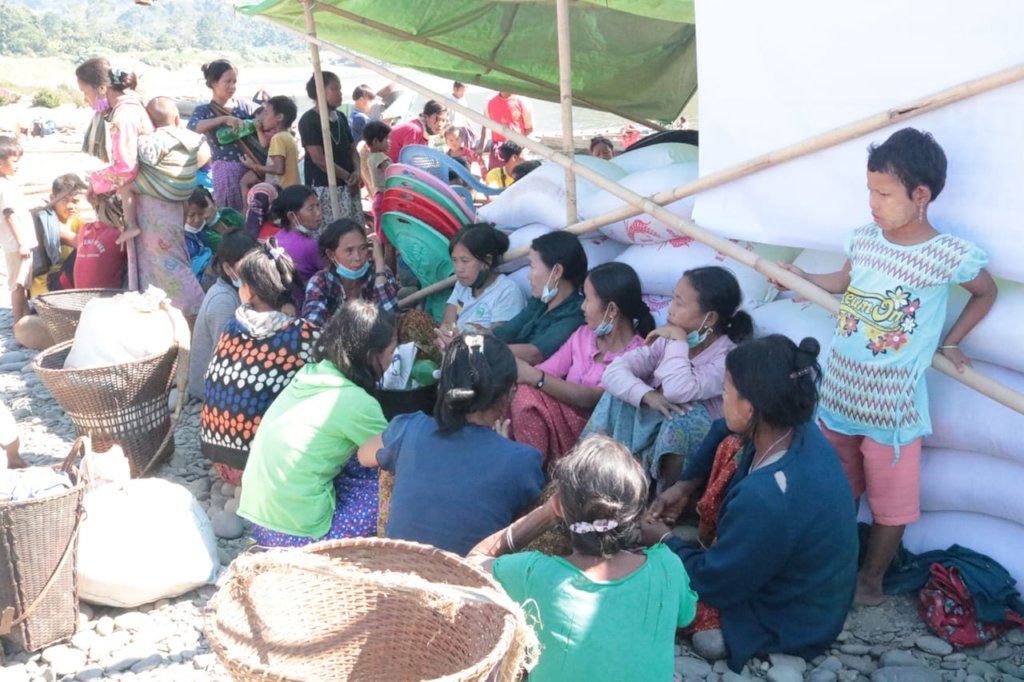 Help IDPs in Myanmar