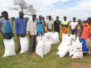 Food donations - Mukuni Village