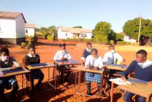 Outdoor lessons - Mukuni school