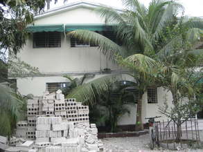 HIV Treatment and Mother/Child Services Center
