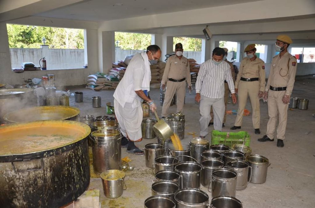 FIGHT OMICRON - FREE HYGIENIC FOOD FOR VILLAGERS