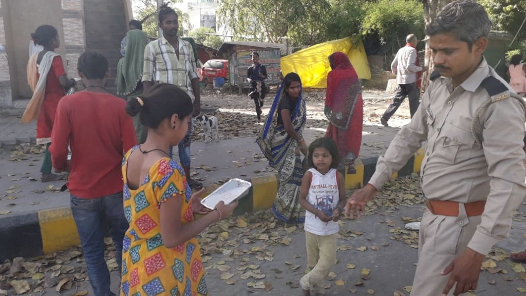 FIGHT OMICRON - FREE HYGIENIC FOOD FOR VILLAGERS