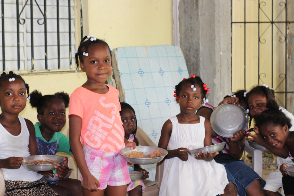 COVID-19 Support for 150 Dominican Families