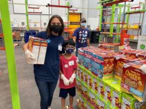 Backpack Buddy Program volunteers
