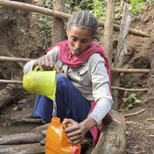 Women struggling to get clean water