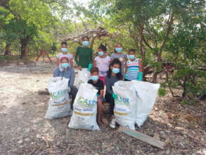 Jr. Ranger clean-up at the end of rainy season