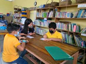 Reading tutoring with volunteers