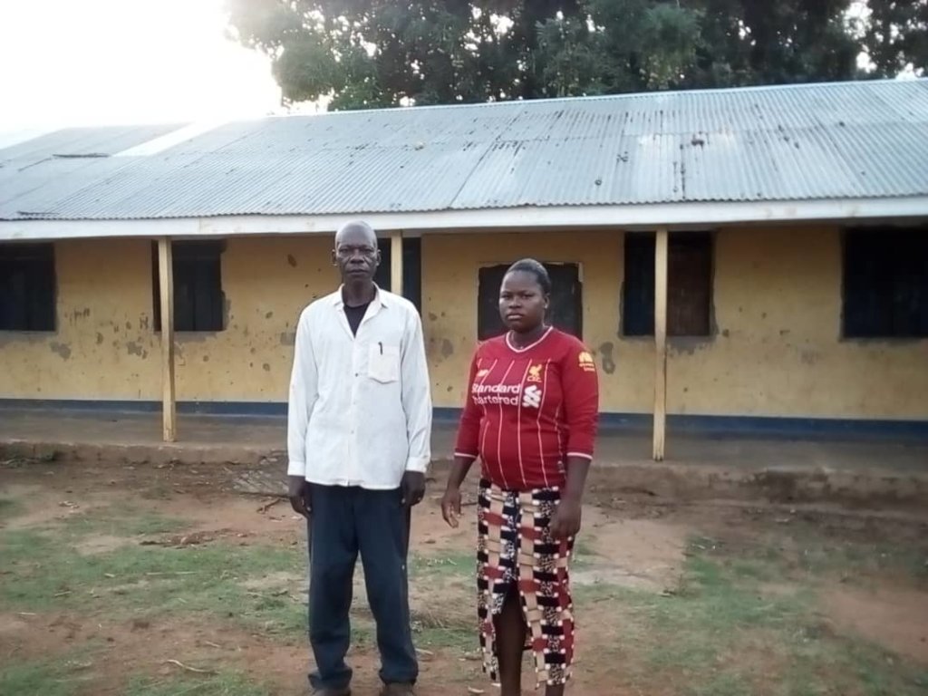 Capacity building of 10 Teachers in Ezo County.