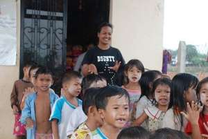 Former NFE student Vanah