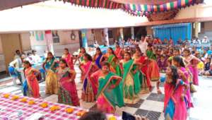 Dancing Girls