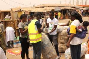Support & Elevate Ghanaian Informal Collectors