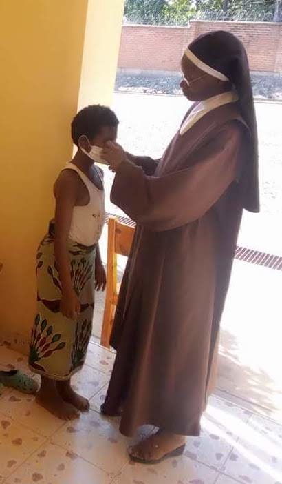 COVID-19: Help produce local protective facemasks