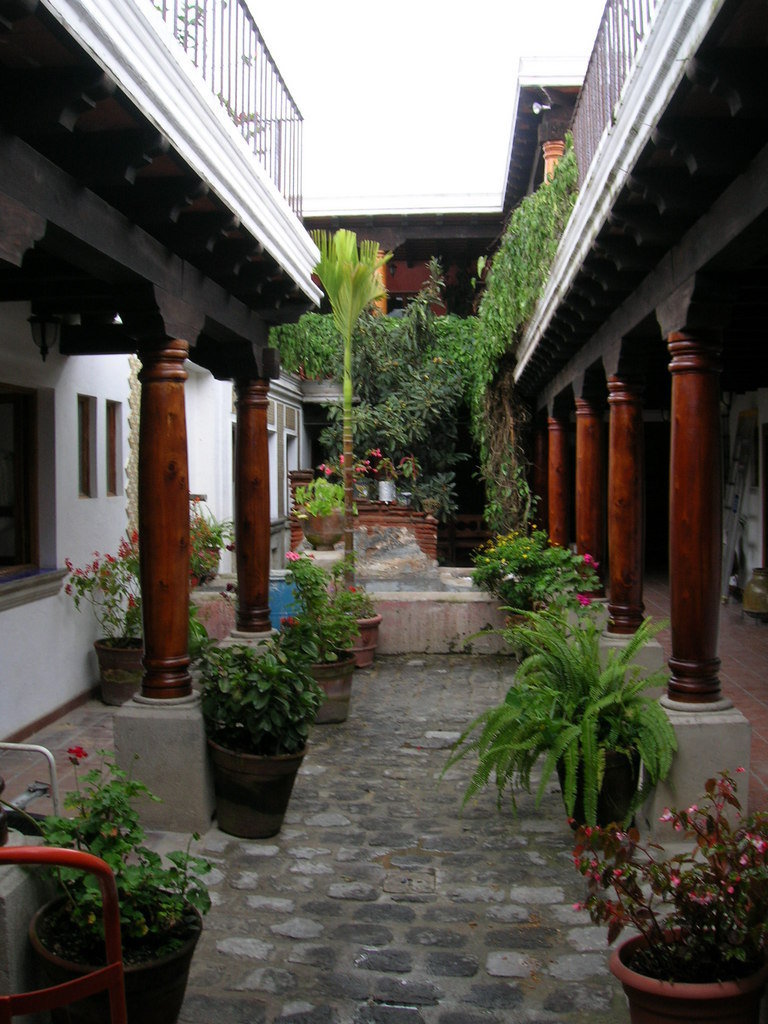 Provide lodging & 3 meals a day for 1,000 patients