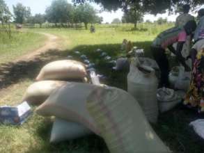 Food waiting to be distributed in Lamola/Okidi