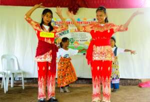 Lugmah Reading Camp cultural dance presentation