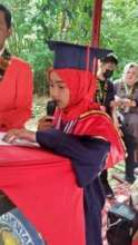 Bright valedictorian addresses parents at Lugmah